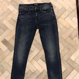 Express jeans worn once size 00R skinny dark wash